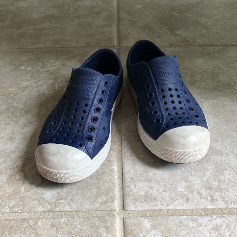 Navy Natives size 10 toddler